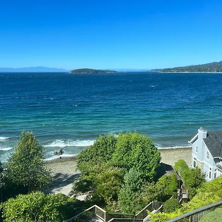 The Beach Hideaway - Eagles Suite Sechelt Exterior photo